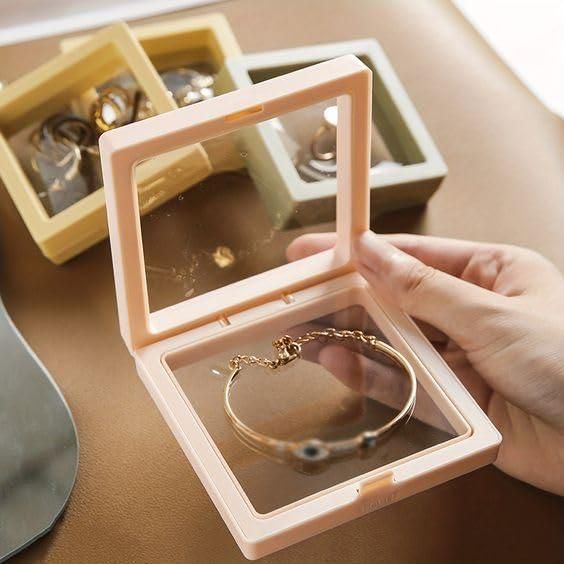 3D floating display Jewellery Organizer